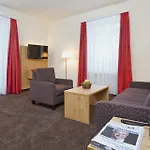 Central Apartments Davos דירה *