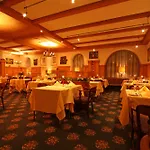 Central Apartments Davos דירה