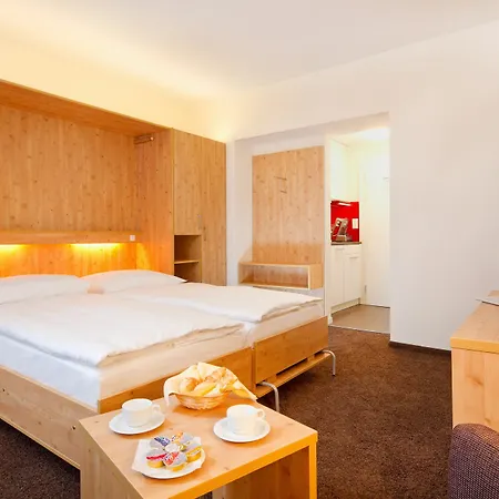 Central Apartments Davos Lägenhet *