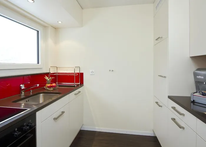 Central Apartments Davos דירה